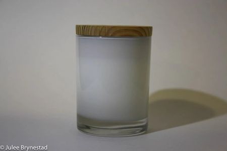 DIFFUSED LIGHT
10-30-18
Home, Poulsbo, WA
(ISO 200, 55 mm, f/5.6, 1/6 sec)