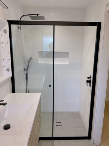 Semi-Frameless Wall to Wall Shower Screen