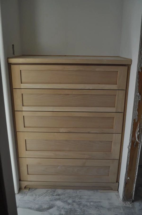 Alder dresser cabinet with countertop 