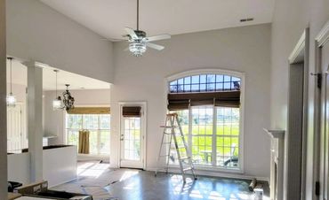 White wallcolor painting in Nolensville. Bedt Professional painting company in Murfreesboro ipaint