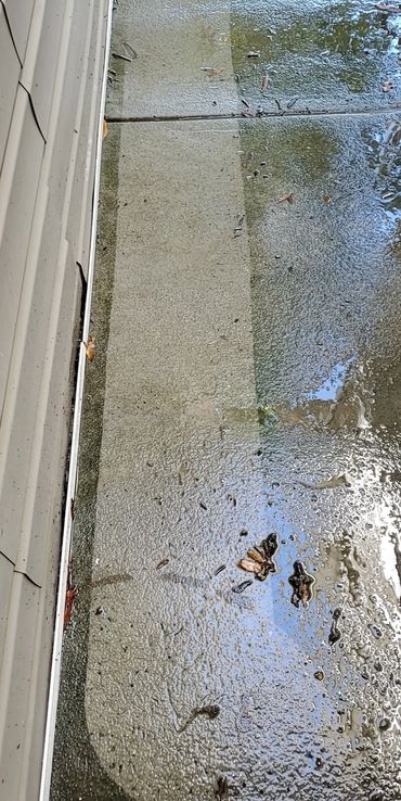 Side walk pressure washing example.