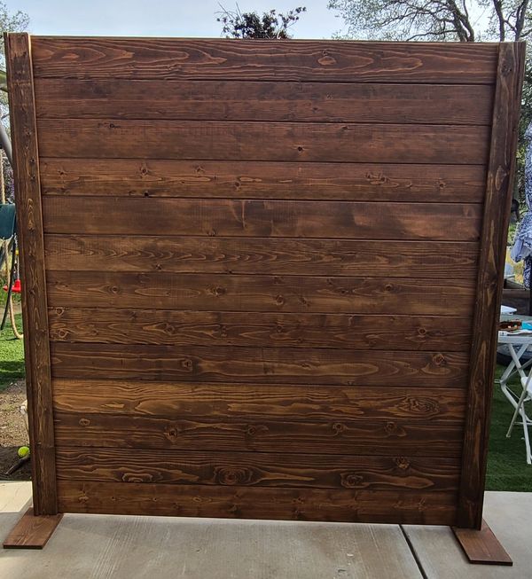 7x7 Wood Panel backdrop for weddings, photo booths, birthdays, graduations, and other special events