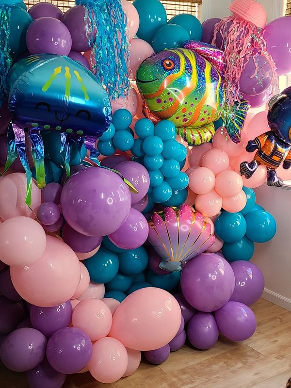 Photo Booth balloon wall backdrop,Under the Sea balloon decoration, photo booth rental, balloon wall