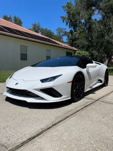 Lamborghini Huracan EVO Spyder - Maintenance Detail