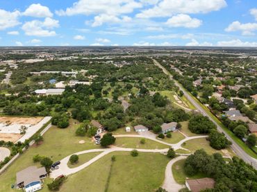 2 Homes/Lots on multiple acres for sale in Leander!