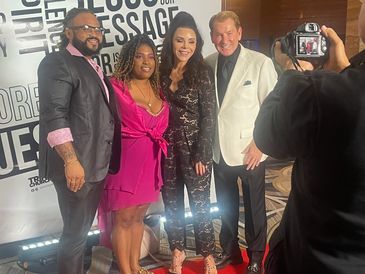 Pastor calvin lockhart and his wife christal lockhart 
Together spreading the message of Jesus