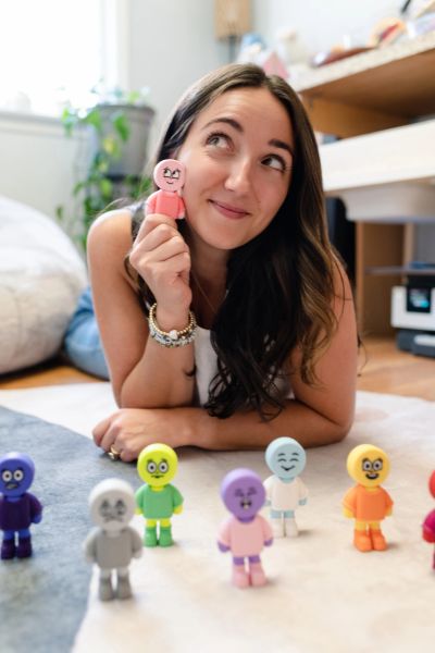 Jessi, founder of Westchester Counseling Studio sitting in therapy for children in NY