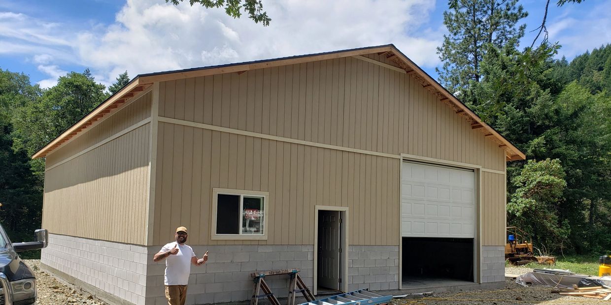 New construction of this amazing 40 by  40 foot shop & office area. Great job Mikey, Robert, Josh