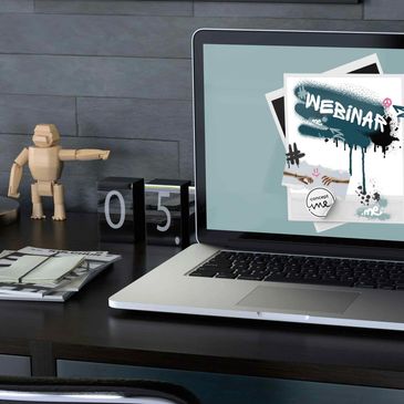 concept .me | C-Level Coaching | WEBINAR ONLINE WORKSHOP, Laptop auf Schreibtisch