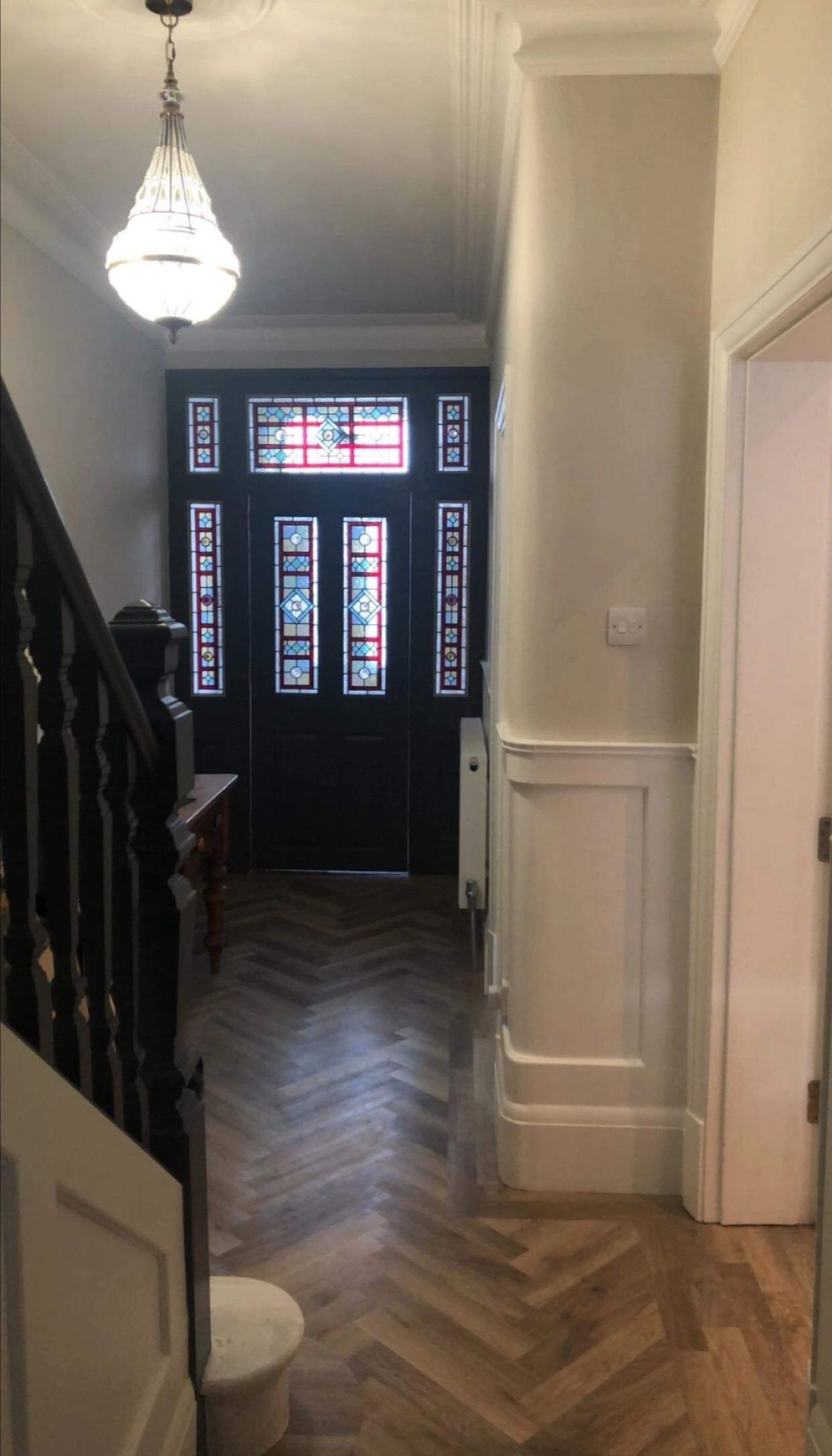 Victorian stained glass entrance way
Leaded Glass Studios
Stained glass made to order
Facebook leade