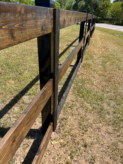 Ranch Style fence on 3x3 Black posts