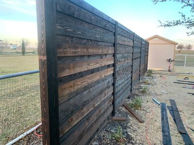 Horizontal fencing
