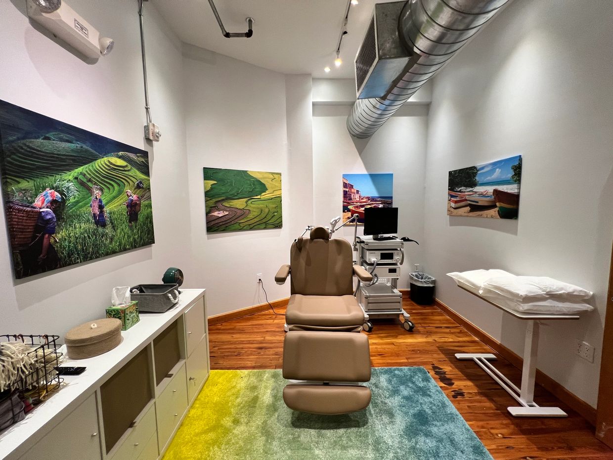 Our TMS room is fully equipped to ensure a relaxing experience.