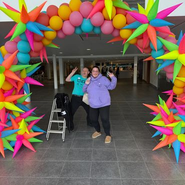 I love with this neon arch with the amazing neon star bursts