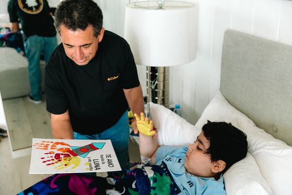 End of life session for Make a wish foundation in Miami, Florida. Hospice care. Remembrance photos