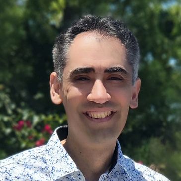 Dr. Reza Fatoorechi was born in Iran and completed his Doctor of Medicine degree in 1999. He special