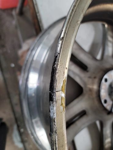 Cracked wheel needing to be repaired