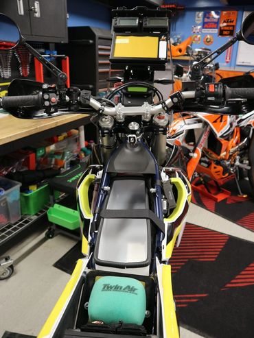 Ktm, husqvarna, honda, rally builds, 690, 701, 790, ajp, yamaha, servicing, enduro, adventure