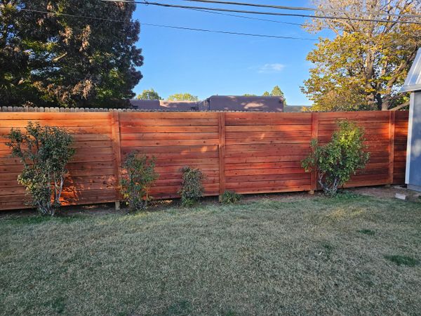 Durable and sleek horizontal fence in Albuquerque, New Mexico by Freddy's Fences.