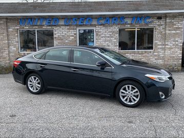 2015 Toyota Avalon XLE's photo