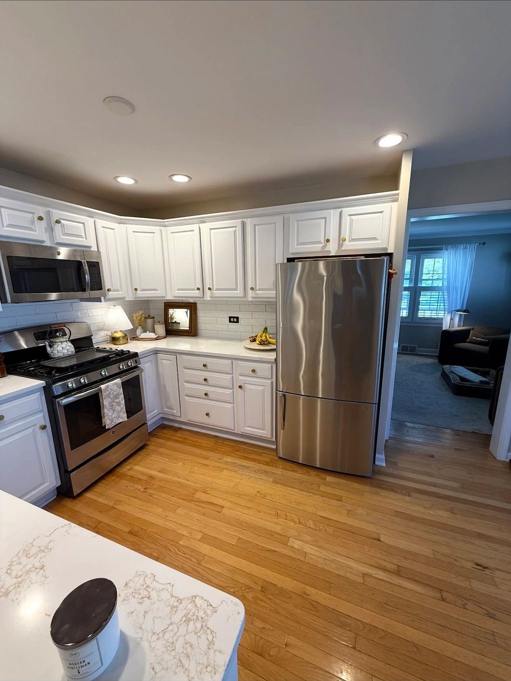 Kitchen remodel conducted by Rentschler Remodeling and Construction in Wheaton, IL. Includes tile ba