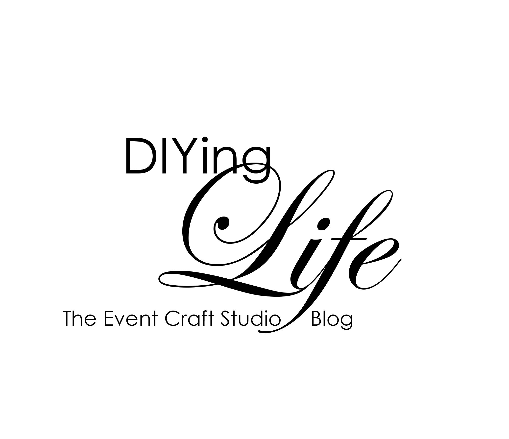 ECS DIYing Life Logo