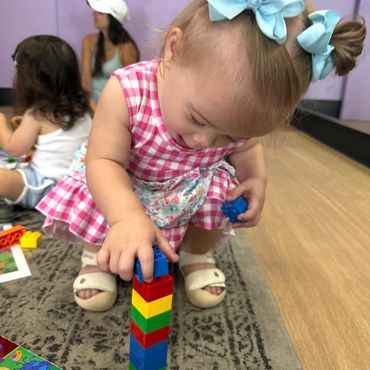 Mommy and Me, parent and child class, Long Island, toddler, sensory, baby and me, moms and tots