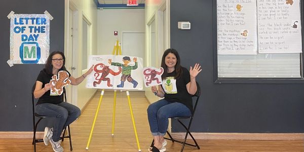 Literature-based,
mommy and me, parent and child class, located in Plainview, Long Island