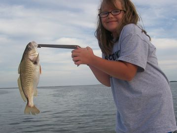 kaylee holding a croaker