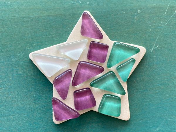 A star with three mosaic colors