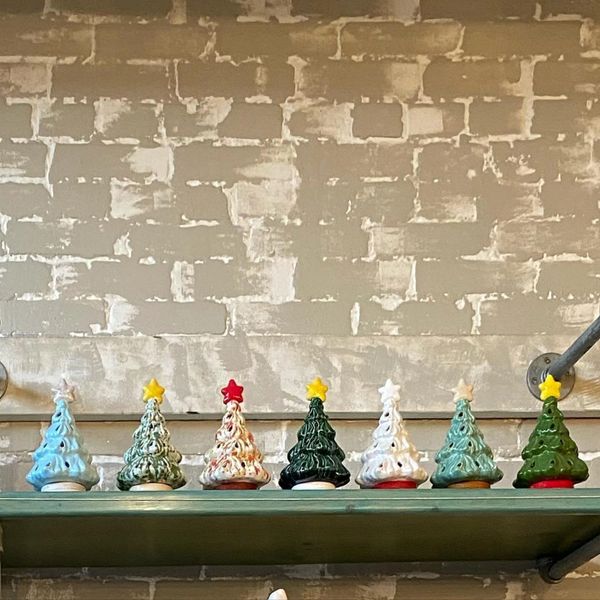 Small Christmas trees as ceramics