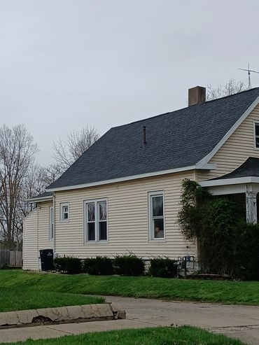 Complete tear off of roof and boxed gutters. Rebuilt under hangs and installed new roof
