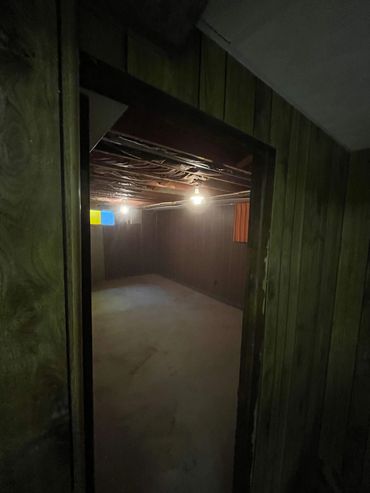 We can handle that. Clutter removal and Clean out services.