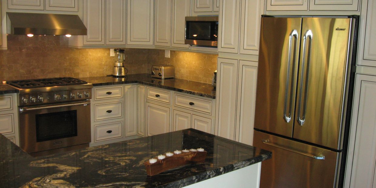 Kitchen Remodel, granite counter top, custom cabinet