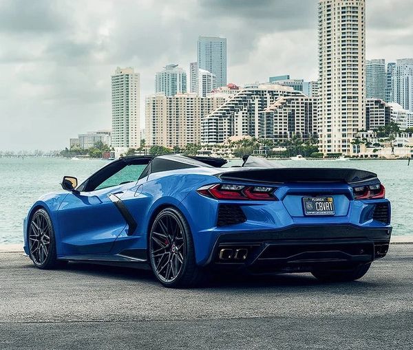 GT Ducktail Spoiler for C8 
Fits all C8 Corvette models (both Z51 & non Z-51)
Functional Aerodynamic