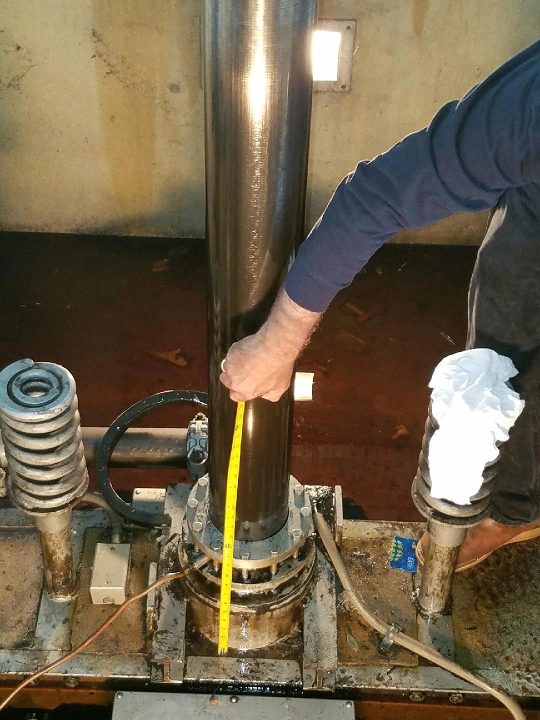 Cylinder Replacement VM Jack & Elevator Repair, Inc VM Jack