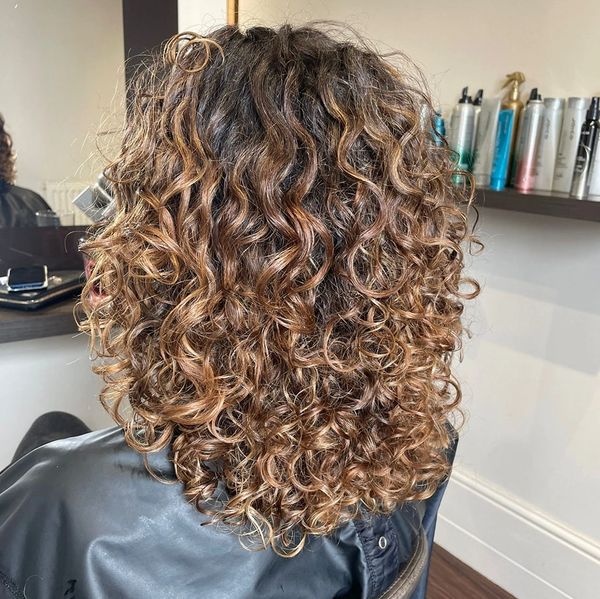 Curly curl cut by Asembo