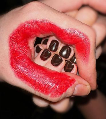 Nails coloured by Asembo