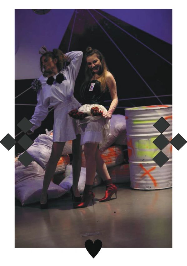 Horror, photography, design , queen, performer, models,shooting,neon,new face of fashion,new fashion