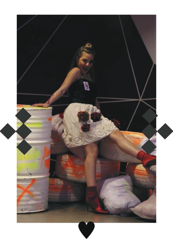 Horror, photography, design , queen, performer, models,shooting,neon,new face of fashion,new fashion
