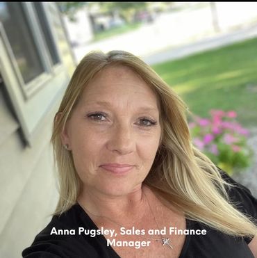 Anna - Sales and Finance Manager