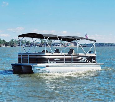 Port side image of 2017 Harris at Ayers Island. Montgomery Texas lake.
