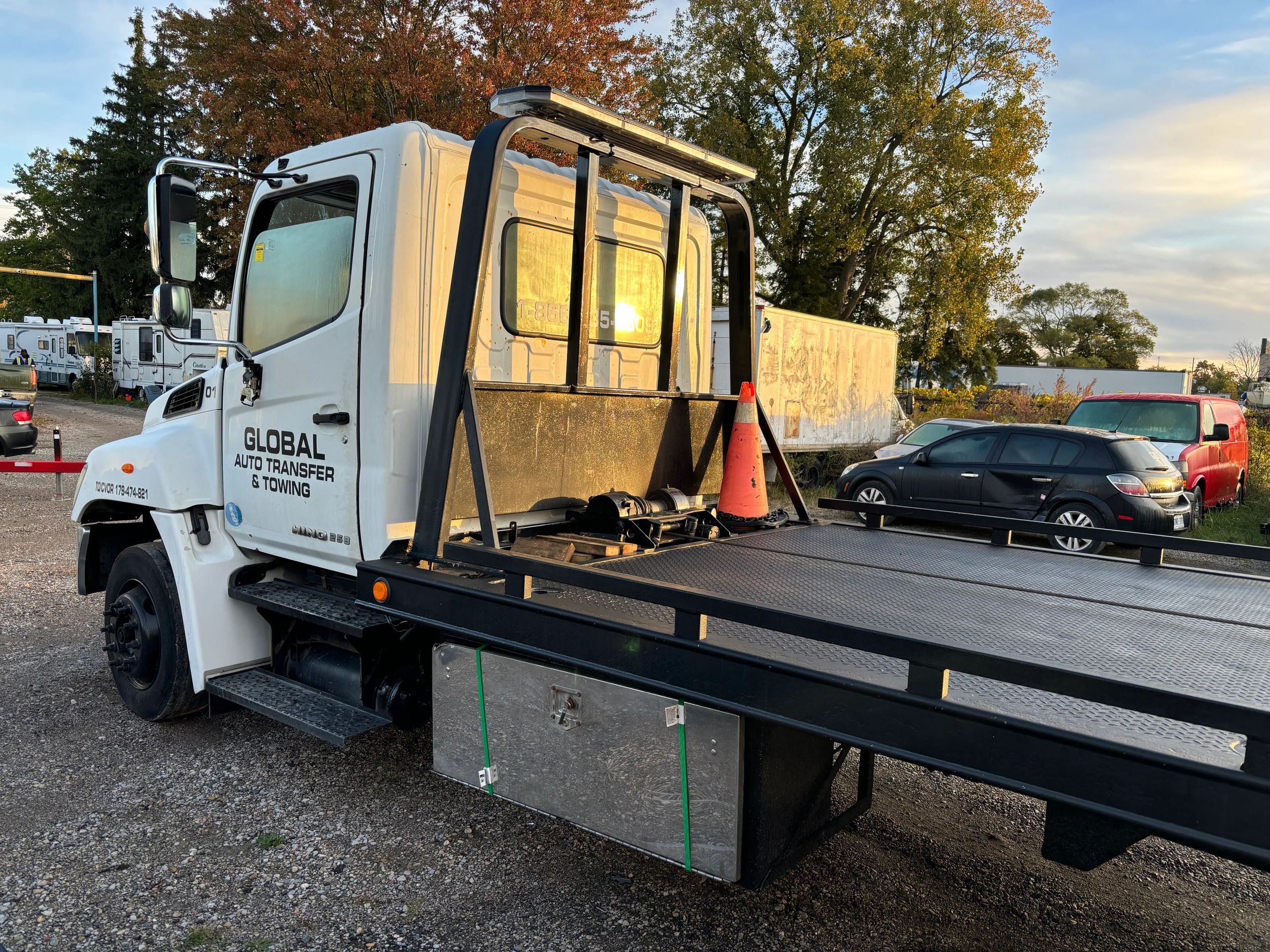 Flatbed Truck Available for all your local and long hauls throughout Ontario.