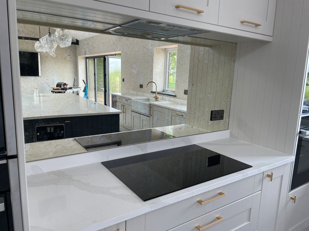 Our 6mm Silver antique effect mirror
Teamed with our stock Calacatta Gold Quartz in 30mm
