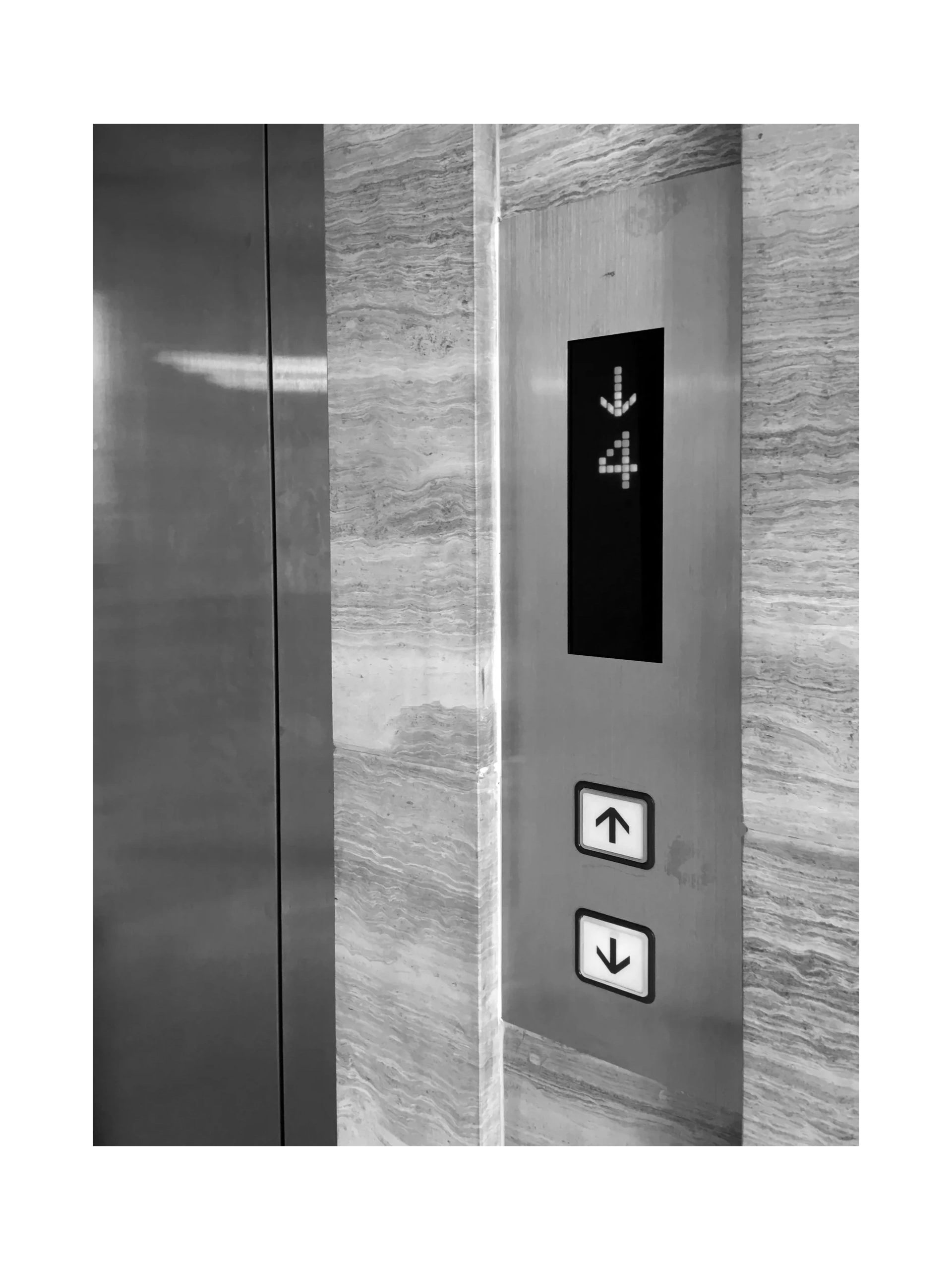 elevator buttons, floor level,
Traction elevator maintenance
elevators Sacramento