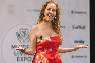 Leanne Zaccar Australian keynote speaker addressing the audience during a motivation talk at the Min