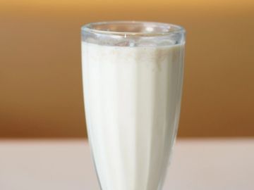 A white creamy drink