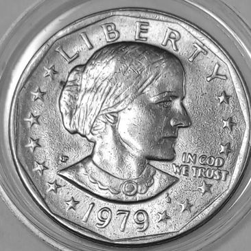 Close-up of a 1979 Susan B. Anthony US dollar coin.