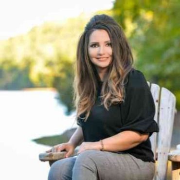 Alicia Homburger Realtor Real Estate Agent Lake Martin Alabama