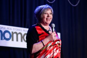Tamelynda Lux Certified Life Coach and Hypnosis Practitioner Speaker Consultant